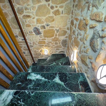 Heated Private Ozone Salt Pool, Jacuzzi, Cinema Inside & Outside, Ping Pong, Billiard, Ps5, Playground, Giant Chess, Giant Monopoly, Table Football, 3X Surround Sound - Villa Rokka Luxe Kíssamos Eksteriør bilde